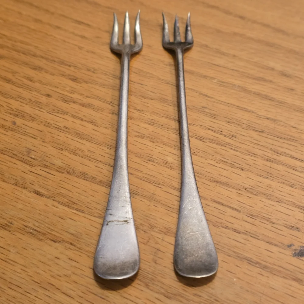 Oneida O.C. A1+ Silverplate & H&T Mfg. Co. A1 Silverplate Olive/Pickle Forks
